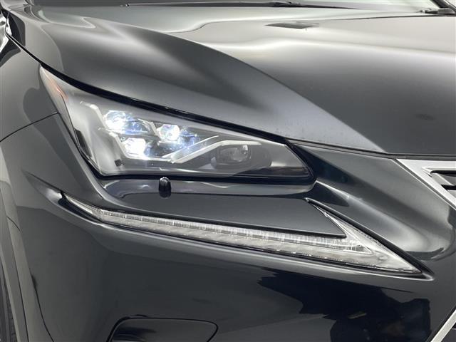 ＮＸ ＮＸ３００ｈ　Ｉパッケージ　純正１０．３インチナビ　パノラミックビューモニター　フルセグＴＶ　合皮シート　前席パワーシート　純正フロアマット　パドルシフト　レクサスセーフティシステム＋　純正１８インチＡＷ　保証書　スペアキー（16枚目）