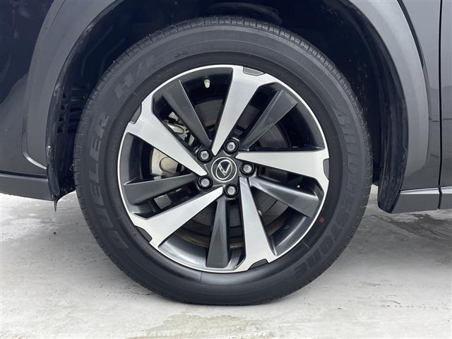 ＮＸ ＮＸ３００ｈ　Ｉパッケージ　純正１０．３インチナビ　パノラミックビューモニター　フルセグＴＶ　合皮シート　前席パワーシート　純正フロアマット　パドルシフト　レクサスセーフティシステム＋　純正１８インチＡＷ　保証書　スペアキー（17枚目）