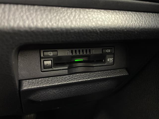 ヴォクシー ＺＳ　煌　純正ナビ（ＮＳＺＴ－Ｗ６６Ｔ）　バックカメラ　両側パワースライドドア　フルセグＴＶ　ブルートゥース　ビルトインＥＴＣ　トヨタセーフティセンスＣ　クルーズコントロール　アイドリングストップ　スペアキー（12枚目）