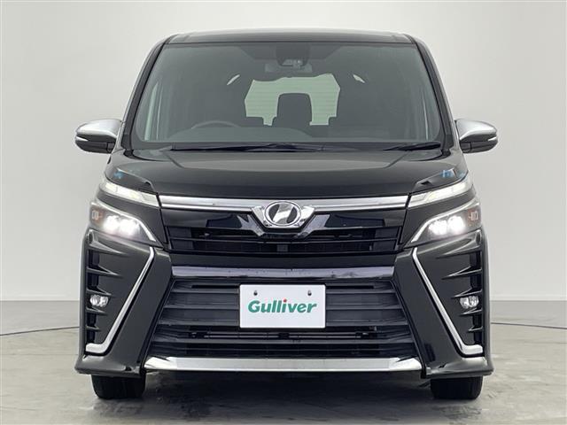 ヴォクシー ＺＳ　煌　純正ナビ（ＮＳＺＴ－Ｗ６６Ｔ）　バックカメラ　両側パワースライドドア　フルセグＴＶ　ブルートゥース　ビルトインＥＴＣ　トヨタセーフティセンスＣ　クルーズコントロール　アイドリングストップ　スペアキー（30枚目）