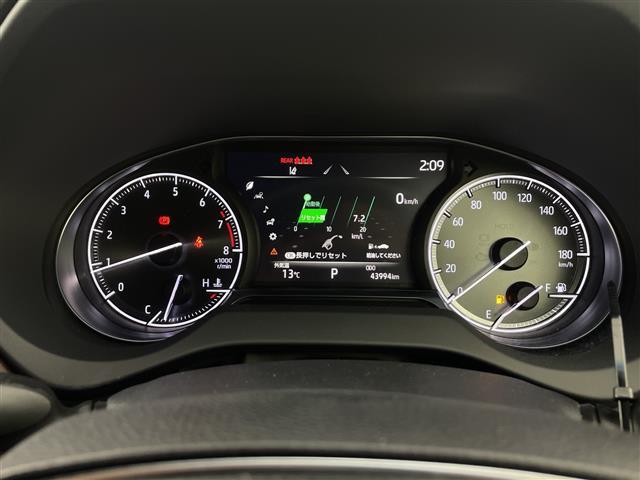 ハリアー Ｚ　レザーパッケージ　純正１２．３インチナビ　ＪＢＬ　パノラミックビューモニター　本革シート　フルセグＴＶ　ブルートゥース　ＣａｒＰｌａｙ　ＥＴＣ２．０　純正フロアマット　デジタルインナーミラー（録画機能付）　スペアキー（4枚目）