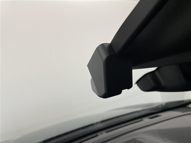 クロストレック ツーリング　純正１１．６インチ縦型ナビ／アラウンドビューモニター／アイサイト／ＡＣＣ／前席パワーシート／前席シートヒーター／ステアリングヒーター／前後ドライブレコーダー／ルーフレール／ＥＴＣ／スペアキー（21枚目）