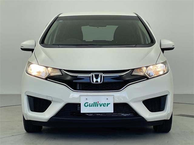 フィット １３Ｇ・Ｆパッケージ　禁煙車　プッシュスタート　オートエアコン　カロッツェリアＣＤ／チューナー（ＤＥＨ－３８０）　ＬＥＤドアミラーウィンカー　プラズマクラスター　ＤＣ１２Ｖ（24枚目）