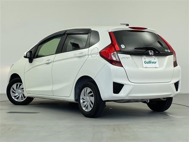 フィット １３Ｇ・Ｆパッケージ　禁煙車　プッシュスタート　オートエアコン　カロッツェリアＣＤ／チューナー（ＤＥＨ－３８０）　ＬＥＤドアミラーウィンカー　プラズマクラスター　ＤＣ１２Ｖ（43枚目）