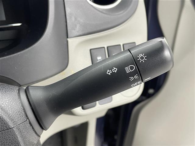 ミライース X SA 禁煙車 社外バックカメラ オーディオ(AM/FM/CD/AUX) 純正フロアマット 純正アルミホイール 冬タイヤ社外ホイール積込 ドアバイザー 電動格納ミラー アイドリングストップ(7枚目)