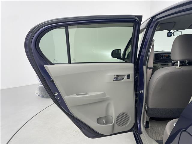 ミライース X SA 禁煙車 社外バックカメラ オーディオ(AM/FM/CD/AUX) 純正フロアマット 純正アルミホイール 冬タイヤ社外ホイール積込 ドアバイザー 電動格納ミラー アイドリングストップ(28枚目)