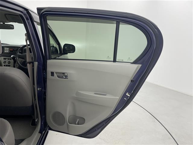 ミライース X SA 禁煙車 社外バックカメラ オーディオ(AM/FM/CD/AUX) 純正フロアマット 純正アルミホイール 冬タイヤ社外ホイール積込 ドアバイザー 電動格納ミラー アイドリングストップ(29枚目)