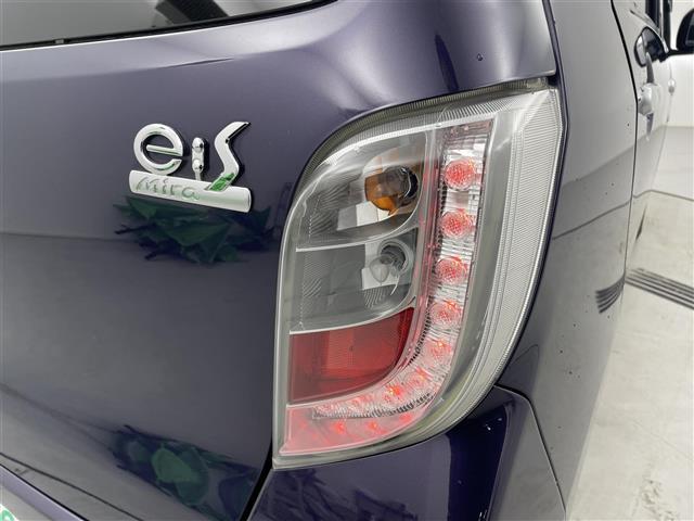 ミライース X SA 禁煙車 社外バックカメラ オーディオ(AM/FM/CD/AUX) 純正フロアマット 純正アルミホイール 冬タイヤ社外ホイール積込 ドアバイザー 電動格納ミラー アイドリングストップ(31枚目)