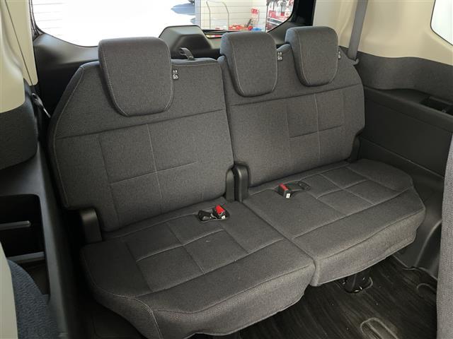 ステップワゴン エアー　純正８インチワイドナビ　フルセグＴＶ　ＣＤ　ＤＶＤ　ＵＳＢ　Ｂｌｕｅｔｏｏｔｈ　バックカメラ　両側パワースライドドア　ホンダセンシング　衝突軽減ブレーキ　誤発進抑制機能　路外逸脱抑制機能　追従クルコン（27枚目）