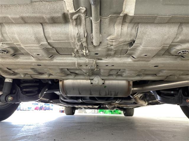 ステップワゴン エアー　純正８インチワイドナビ　フルセグＴＶ　ＣＤ　ＤＶＤ　ＵＳＢ　Ｂｌｕｅｔｏｏｔｈ　バックカメラ　両側パワースライドドア　ホンダセンシング　衝突軽減ブレーキ　誤発進抑制機能　路外逸脱抑制機能　追従クルコン（41枚目）