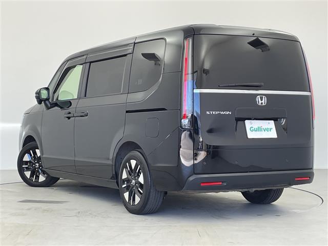 ステップワゴン エアー　純正８インチワイドナビ　フルセグＴＶ　ＣＤ　ＤＶＤ　ＵＳＢ　Ｂｌｕｅｔｏｏｔｈ　バックカメラ　両側パワースライドドア　ホンダセンシング　衝突軽減ブレーキ　誤発進抑制機能　路外逸脱抑制機能　追従クルコン（43枚目）