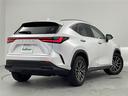 NX250 禁煙車/ワンオーナー/純正ナビ/フルセグTV/バック&サイドカメラ/ビルトインETC2.0/電動ムーンルーフ/セーフティシステム/Ltexシート/前席パワーシート/全席シートヒーター/純正フロアマット(37枚目)