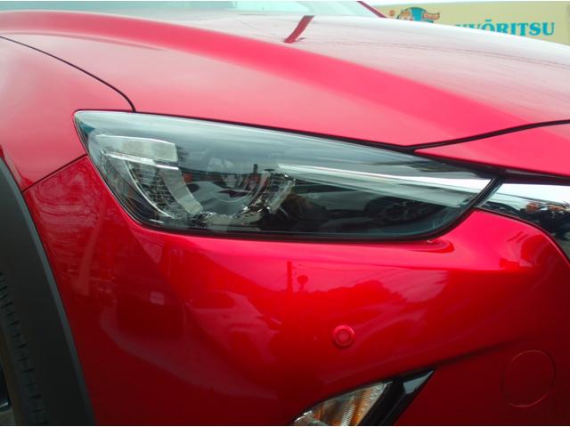 明るく視認性に優れたＬＥＤヘッドライト装備。