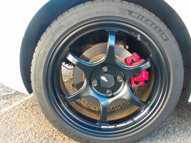 ロードスターＲＦ Ｓ　ＢＴオーディオ　ＤＳＣ　ＵＳＢ接続　オートエアコン　アドバンスドキー　ＡＢＳ　盗難防止装置　パワーウインドウ　ＥＴＣ　エアバッグ　ナビＴＶ　キーレスエントリー　オートライト　メモリーナビ　アイスト（16枚目）