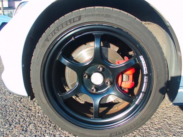 ロードスターＲＦ Ｓ　ＢＴオーディオ　ＤＳＣ　ＵＳＢ接続　オートエアコン　アドバンスドキー　ＡＢＳ　盗難防止装置　パワーウインドウ　ＥＴＣ　エアバッグ　ナビＴＶ　キーレスエントリー　オートライト　メモリーナビ　アイスト（17枚目）