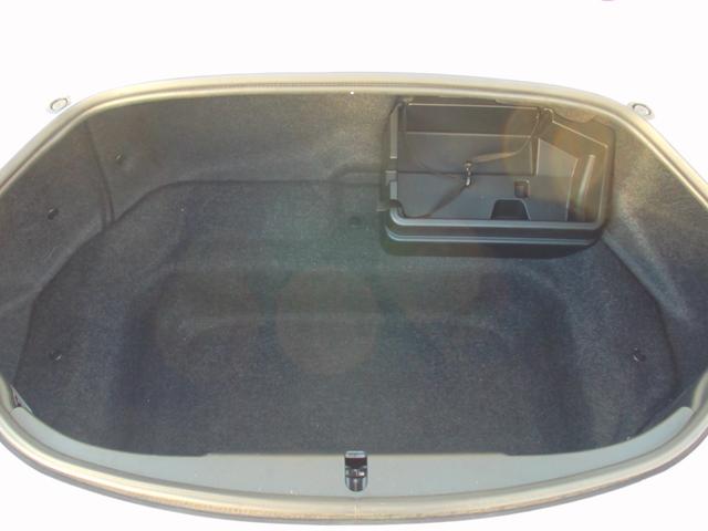 ロードスターＲＦ Ｓ　ＢＴオーディオ　ＤＳＣ　ＵＳＢ接続　オートエアコン　アドバンスドキー　ＡＢＳ　盗難防止装置　パワーウインドウ　ＥＴＣ　エアバッグ　ナビＴＶ　キーレスエントリー　オートライト　メモリーナビ　アイスト（19枚目）