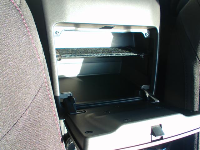 ロードスターＲＦ Ｓ　ＢＴオーディオ　ＤＳＣ　ＵＳＢ接続　オートエアコン　アドバンスドキー　ＡＢＳ　盗難防止装置　パワーウインドウ　ＥＴＣ　エアバッグ　ナビＴＶ　キーレスエントリー　オートライト　メモリーナビ　アイスト（43枚目）