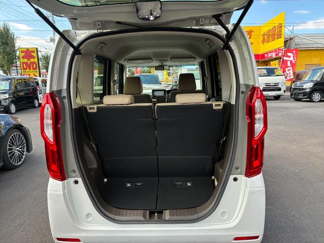 ご覧頂きまして誠に有難うございます!!是非ご来店して頂き、実際にご覧になって頂ければと思います。お客様からのご連絡をスタッフ一同、心よりお待ちしております