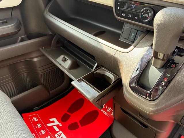 ご覧いただきありがとうございます♪気になったお車がありましたらお気軽にお電話をください♪