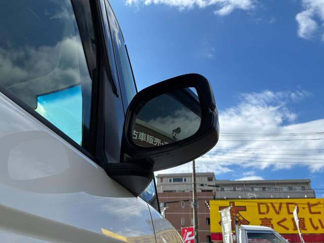 当店のお車をご覧いただきましてありがとうございます。お車についてのご質問やお見積りのご依頼、ご購入にあたってのご相談などお気軽にお問い合わせ下さい!