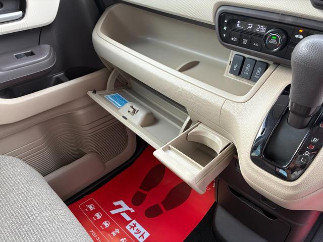 ご覧頂きまして誠に有難うございます!!是非ご来店して頂き、実際にご覧になって頂ければと思います。お客様からのご連絡をスタッフ一同、心よりお待ちしております