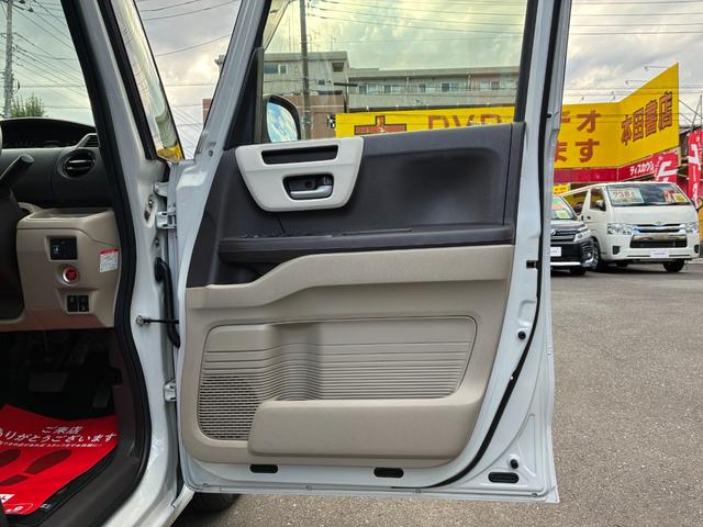 ご覧頂きまして誠に有難うございます!!是非ご来店して頂き、実際にご覧になって頂ければと思います。お客様からのご連絡をスタッフ一同、心よりお待ちしております