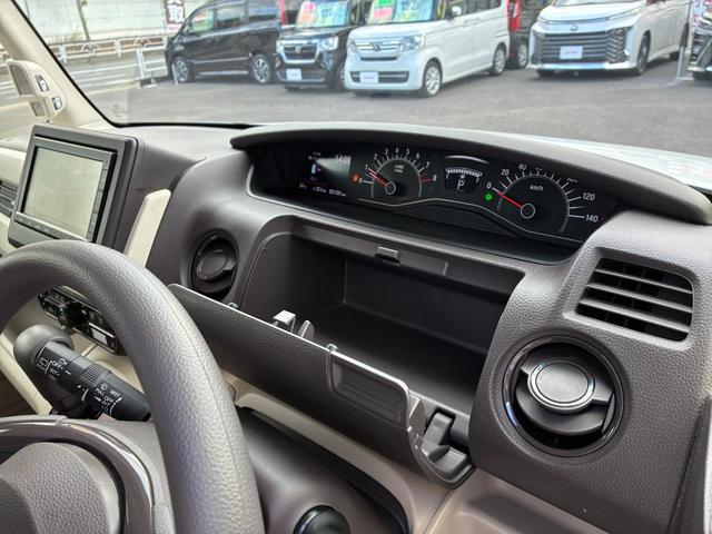 すぐにご来店頂けない場合や遠方にお住まいの方、車両状態の詳細が知りたい方はお気軽にご連絡下さい♪