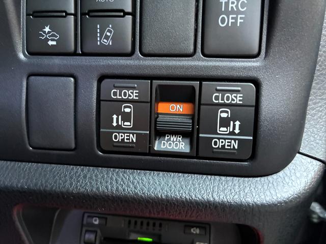 ノア ハイブリッドＳｉ　ダブルバイビーＩＩ　ドライブレコーダー　バックカメラ　ナビ　ＴＶ　クリアランスソナー　オートクルーズコントロール　レーンアシスト　衝突被害軽減システム　両側電動スライドドア　オートマチックハイビーム　オートライト（8枚目）