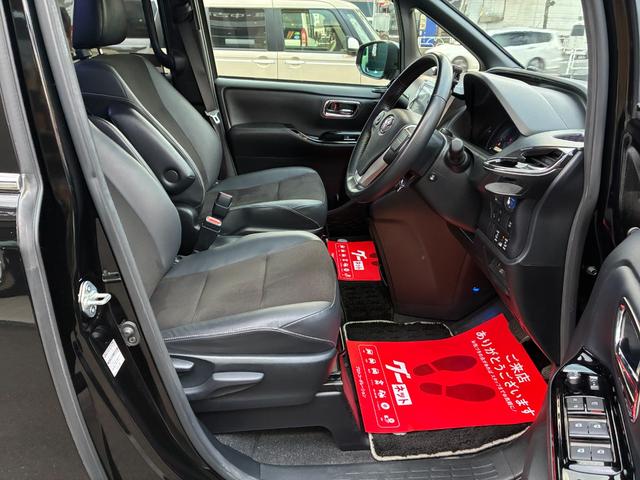 ノア ハイブリッドＳｉ　ダブルバイビーＩＩ　ドライブレコーダー　バックカメラ　ナビ　ＴＶ　クリアランスソナー　オートクルーズコントロール　レーンアシスト　衝突被害軽減システム　両側電動スライドドア　オートマチックハイビーム　オートライト（41枚目）