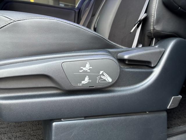 ノア ハイブリッドＳｉ　ダブルバイビーＩＩ　ドライブレコーダー　バックカメラ　ナビ　ＴＶ　クリアランスソナー　オートクルーズコントロール　レーンアシスト　衝突被害軽減システム　両側電動スライドドア　オートマチックハイビーム　オートライト（50枚目）