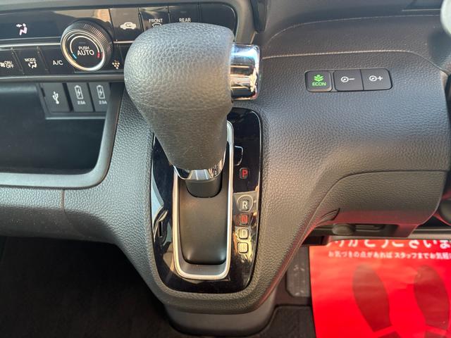 N-BOXカスタム G・Lホンダセンシング ドライブレコーダー ETC バックカメラ 両側スライド・片側電動 ナビ TV クリアランスソナー オートクルーズコントロール レーンアシスト 衝突被害軽減システム オートライト LEDヘッドランプ(7枚目)