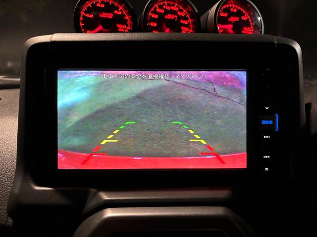 コペン ローブ S ナビ/フルセグTV/Bluetooth/バックカメラ/社外マフラー/ビルシュタイン足廻り/MOMOステアリング/純正レカロシート+レザーシートカバー/オプション2トンカラー/本土車(8枚目)