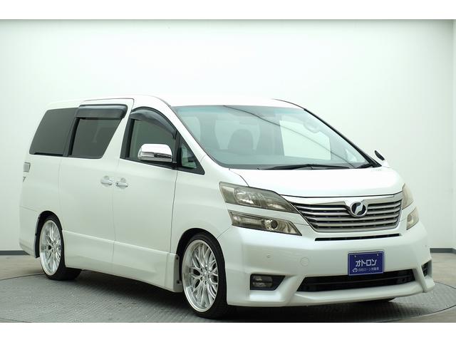 ヴェルファイア 2.4Z プラチナセレクションII タイプゴールド ETC バックカメラ ナビ クリアランスソナー 両側電動スライドドア HID 電動リアゲート スマートキー 電動格納ミラー 3列シート CVT アルミホイール 盗難防止システム 衝突安全ボディ ABS(3枚目)