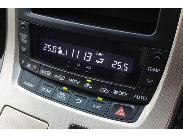 ヴェルファイア 2.4Z プラチナセレクションII タイプゴールド ETC バックカメラ ナビ クリアランスソナー 両側電動スライドドア HID 電動リアゲート スマートキー 電動格納ミラー 3列シート CVT アルミホイール 盗難防止システム 衝突安全ボディ ABS(11枚目)