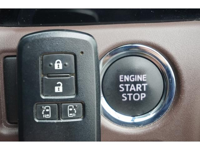 エスクァイア Gi 4WD バックカメラ ナビ TV オートクルーズコントロール 両側電動スライドドア オートマチックハイビーム オートライト LEDヘッドランプ スマートキー アイドリングストップ 3列シート CVT(14枚目)