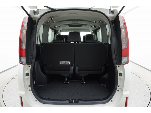 エスクァイア Gi 4WD バックカメラ ナビ TV オートクルーズコントロール 両側電動スライドドア オートマチックハイビーム オートライト LEDヘッドランプ スマートキー アイドリングストップ 3列シート CVT(19枚目)