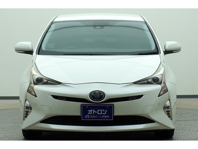 プリウス Ａツーリングセレクション　ＥＴＣ　クリアランスソナー　レーンアシスト　オートクルーズコントロール　衝突被害軽減システム　バックカメラ　ナビ　ＴＶ　アルミホイール　ＬＥＤヘッドランプ　ＣＶＴ　シートヒーター　スマートキー（14枚目）