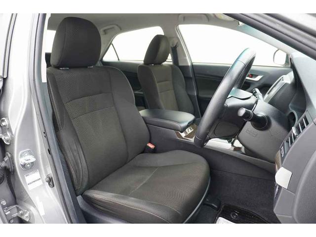 ���i�����ち���БS�Ă̔̔��ԗ��ɑ΂��āA�O���̖����y�юԓ��̃��[���N���[�j���O�����{���Ă���܂��B���X�܂��Y��ɂ��Ă���X���ɕ��ׂĂ���܂��B