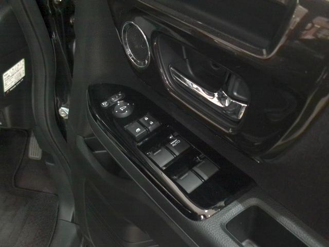 N-BOXカスタム G・Lホンダセンシング 純正ナビ リアカメラ シートヒーター ETC(23枚目)