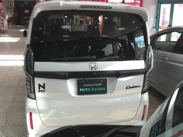 N-BOXカスタム Lターボ スタイル+ブラック 純正8インチナビ リアカメラ 両側電動スライドドア 両席シートヒーター(6枚目)