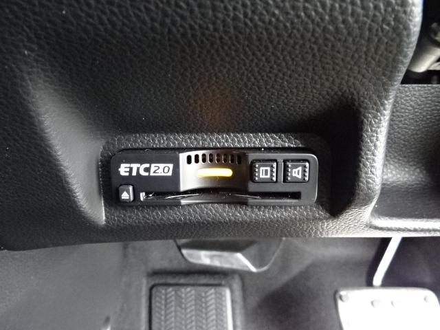 ヴェゼル e:HEVZ HondaSENSING 前後ドラレコ メモリーナビ リアカメラ シートヒーター ETC2.0 ブラインドスポットINFO ワイヤレス充電 パドルシフト ドアバイザー パーキングセンサー ワンオーナー(11枚目)