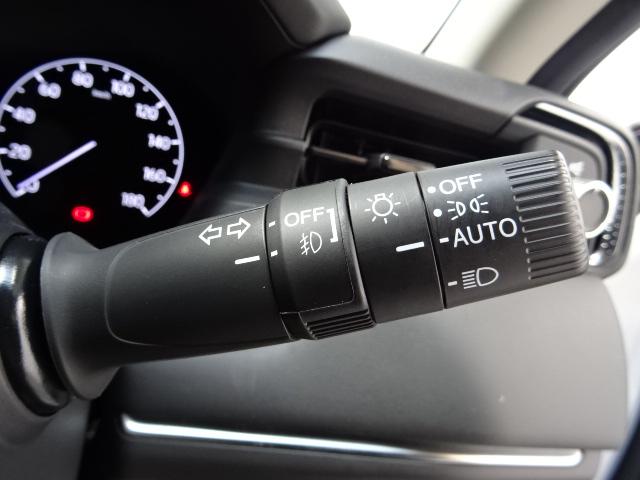 ヴェゼル e:HEVZ HondaSENSING 前後ドラレコ メモリーナビ リアカメラ シートヒーター ETC2.0 ブラインドスポットINFO ワイヤレス充電 パドルシフト ドアバイザー パーキングセンサー ワンオーナー(13枚目)
