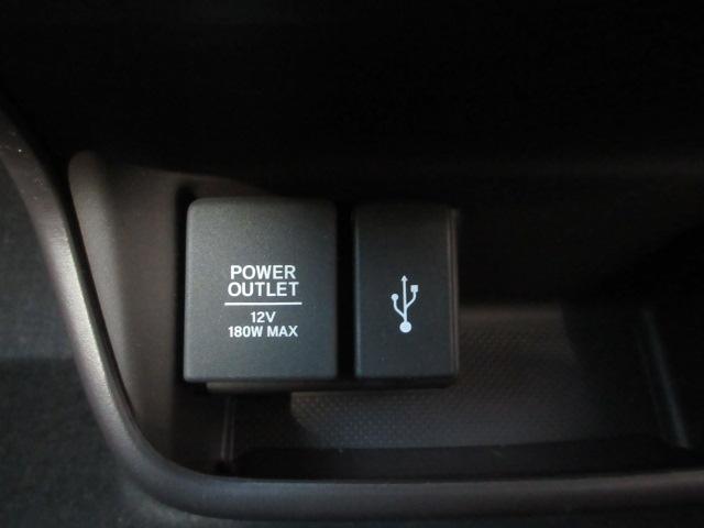 フリード Ｇ・ホンダセンシング　禁煙　７人乗り　ベンチシート　Ｃパッケージ　ＬＥＤヘッドライト　前席シートヒーター　ロールサンシェード　衝突軽減ブレーキ　ＡＣＣ車線維持支援　ナビ　前後ドラレコ　ＵＳＢジャック　オートリトラミラー（13枚目）