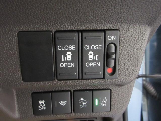 フリード Ｇ・ホンダセンシング　禁煙　７人乗り　ベンチシート　Ｃパッケージ　ＬＥＤヘッドライト　前席シートヒーター　ロールサンシェード　衝突軽減ブレーキ　ＡＣＣ車線維持支援　ナビ　前後ドラレコ　ＵＳＢジャック　オートリトラミラー（14枚目）