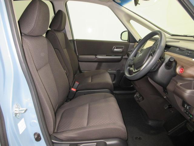 フリード Ｇ・ホンダセンシング　禁煙　７人乗り　ベンチシート　Ｃパッケージ　ＬＥＤヘッドライト　前席シートヒーター　ロールサンシェード　衝突軽減ブレーキ　ＡＣＣ車線維持支援　ナビ　前後ドラレコ　ＵＳＢジャック　オートリトラミラー（20枚目）