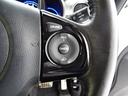 ハンドル右側にはクルーズコントロールのスイッチが装備され運転中の操作も安心して行えます！