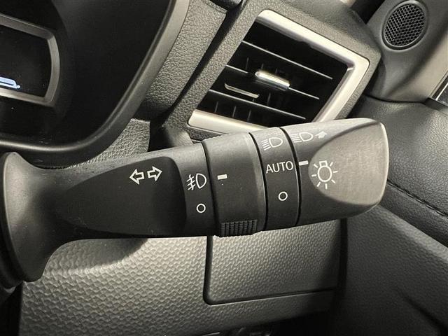 ルーミー カスタムG ヒョウ害 衝突被害軽減ブレーキ アダプティブドライビングビーム アダプティブクルコン 9インチSDナビ バックモニター ETC 両側パワースライドドア 電動サイドブレーキ 電子カードキー 点検記録簿(12枚目)