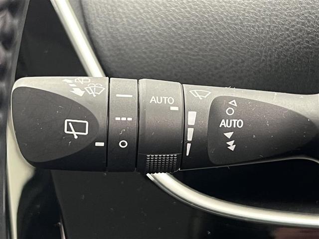 プリウス SセーフティプラスII 衝突被害軽減ブレーキ ブラインドスポットモニター リヤクロストラフィックアラート 7インチSDナビ パノラミックビューモニター ETC2.0 AC100V(1500W使用可) スマートキー 点検記録簿(13枚目)