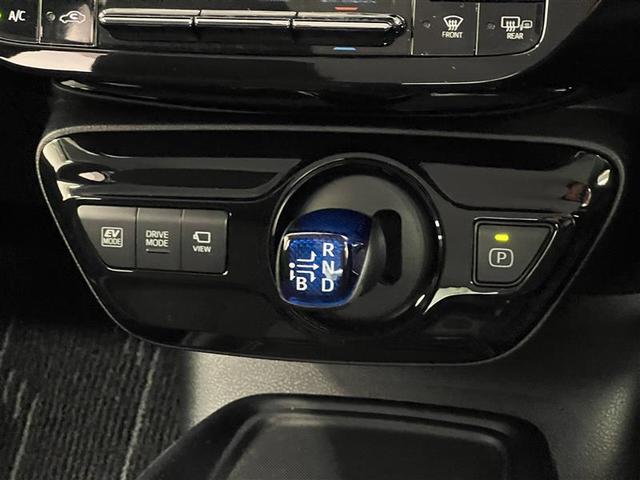 プリウス SセーフティプラスII 衝突被害軽減ブレーキ ブラインドスポットモニター リヤクロストラフィックアラート 7インチSDナビ パノラミックビューモニター ETC2.0 AC100V(1500W使用可) スマートキー 点検記録簿(24枚目)