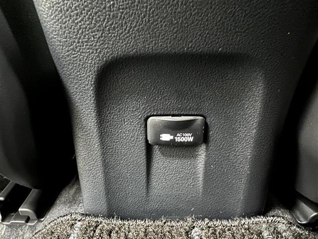 プリウス SセーフティプラスII 衝突被害軽減ブレーキ ブラインドスポットモニター リヤクロストラフィックアラート 7インチSDナビ パノラミックビューモニター ETC2.0 AC100V(1500W使用可) スマートキー 点検記録簿(27枚目)